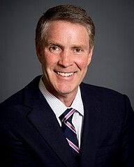 Dr. Bill Frist becomes U.S. Senate Majority Leader.